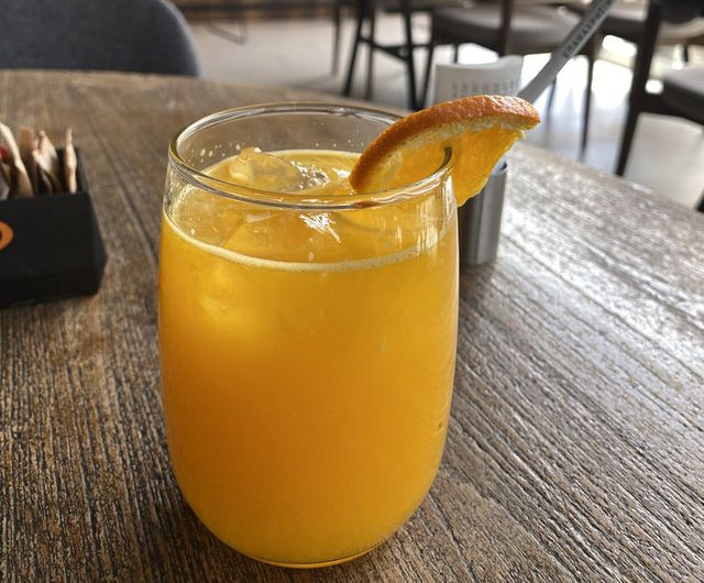 5 loại nước l&agrave; kẻ th&ugrave; "kh&ocirc;ng đội trời chung" của đột quỵ, b&aacute;c sĩ khuy&ecirc;n n&ecirc;n uống thường xuy&ecirc;n- Ảnh 3.