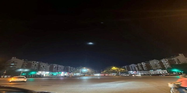 Phát hiện 20.000 vật thể phát sáng chạy 24/7, không người điều khiển: Công an tiết lộ bí mật về 18 tỷ đồng- Ảnh 1. Phát hiện 20.000 vật thể phát sáng chạy 24/7, không người điều khiển: Công an tiết lộ bí mật về 18 tỷ đồng- Ảnh 1.