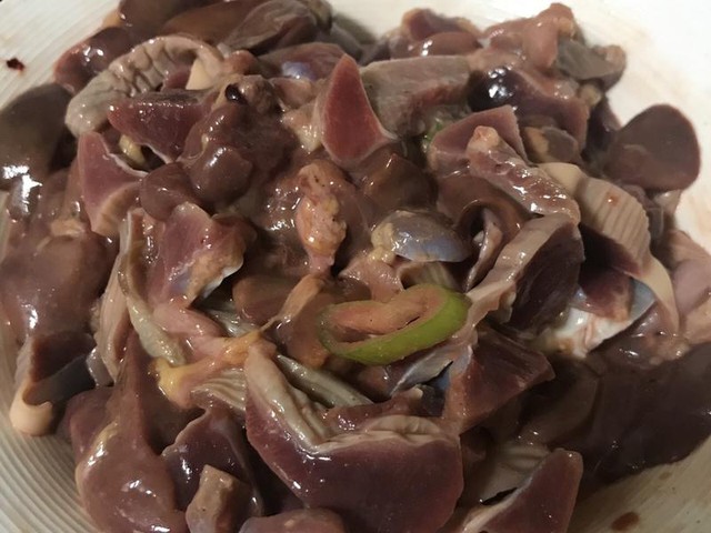 5 thứ người th&ocirc;ng minh th&egrave;m mấy cũng kh&ocirc;ng động đến khi ăn thịt g&agrave;: Tr&ocirc;ng th&igrave; ngon nhưng dễ giấu to&agrave;n "độc tố"- Ảnh 2.