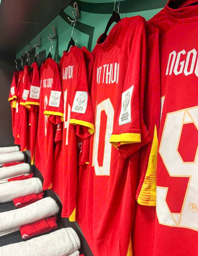 U23 Việt Nam thắng thuyết phục U23 Jordan: Nhà vô địch Đông Nam Á thị uy sức mạnh!- Ảnh 7. U23 Việt Nam thắng thuyết phục U23 Jordan: Nhà vô địch Đông Nam Á thị uy sức mạnh!- Ảnh 7.