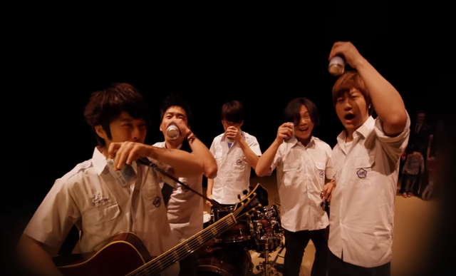 Xu hướng &ldquo;Ch&uacute;c mừng ch&iacute;nh t&ocirc;i&rdquo;- Ảnh 2.