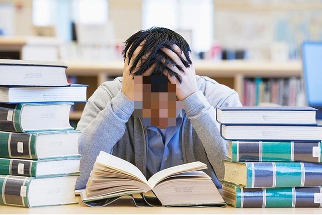 Nam sinh 18 tuổi khóc nấc nhận tin nhiễm lậu sau chuyến du lịch đầu năm: "Em tưởng quan hệ bằng miệng thì an toàn…"- Ảnh 2. Nam sinh 18 tuổi khóc nấc nhận tin nhiễm lậu sau chuyến du lịch đầu năm: "Em tưởng quan hệ bằng miệng thì an toàn…"- Ảnh 2.