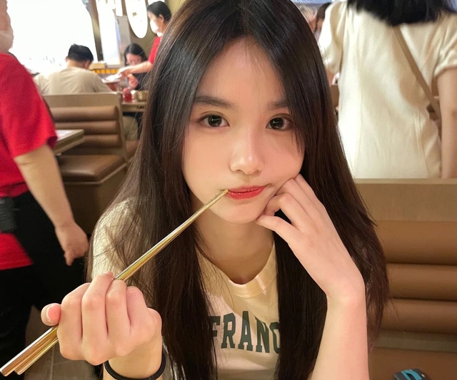 Sinh viên 21 tuổi tử vong sau 5 NGÀY phát hiện ung thư phổi, bác sĩ tiết lộ sự thật 6 tháng trước khiến ai cũng sốc- Ảnh 4. Sinh viên 21 tuổi tử vong sau 5 NGÀY phát hiện ung thư phổi, bác sĩ tiết lộ sự thật 6 tháng trước khiến ai cũng sốc- Ảnh 4.