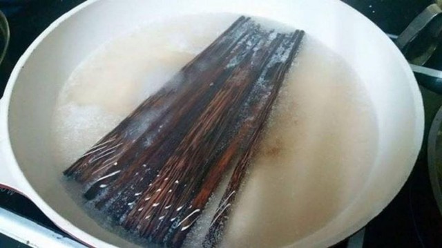 Kiểm tra nhà bếp và phòng tắm ngay! 10 thứ phải VỨT BỎ ngay cả khi chưa hỏng vì dễ chứa độc tố, vi khuẩn- Ảnh 4. Kiểm tra nhà bếp và phòng tắm ngay! 10 thứ phải VỨT BỎ ngay cả khi chưa hỏng vì dễ chứa độc tố, vi khuẩn- Ảnh 4.