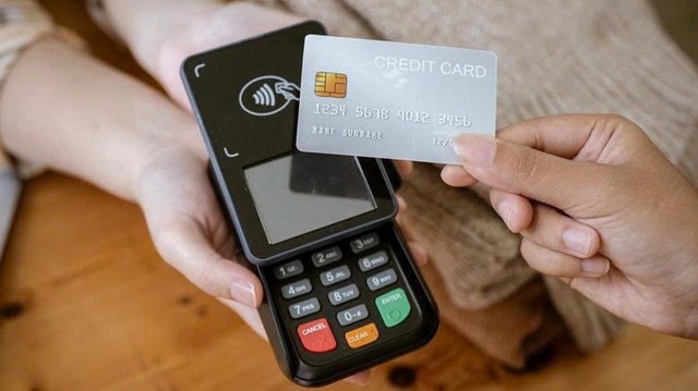 Tại sao lừa đảo biết rõ số tài khoản ngân hàng, mật khẩu và mã của nạn nhân?- Ảnh 1. Tại sao lừa đảo biết rõ số tài khoản ngân hàng, mật khẩu và mã của nạn nhân?- Ảnh 1.