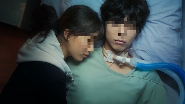 Ng&agrave;y c&agrave;ng c&oacute; nhiều người chết v&igrave; ung thư v&ograve;m họng? B&aacute;c sĩ cảnh b&aacute;o: C&oacute; 5 nh&oacute;m người bị liệt v&agrave;o danh s&aacute;ch "RỦI RO CAO"- Ảnh 1.