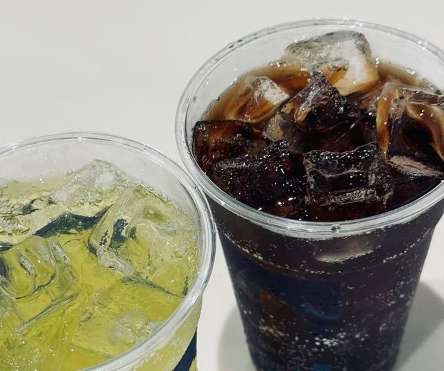Người đ&agrave;n &ocirc;ng mất 1/3 l&aacute; gan, buộc phải "thay mới" v&igrave; loại đồ uống ph&aacute; gan chẳng k&eacute;m g&igrave; bia rượu - Ảnh 2.