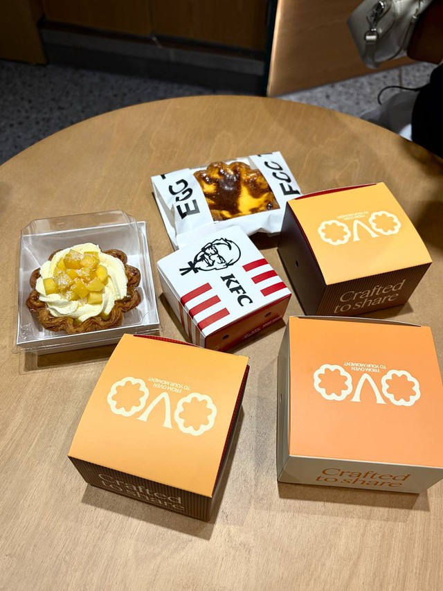 Đặt l&ecirc;n b&agrave;n c&acirc;n tart trứng OvO, Since Tea, Tarta v&agrave; KFC: Từ 19.000 đến 85.000 đồng, chiếc n&agrave;o đ&aacute;ng tiền nhất? - Ảnh 32.