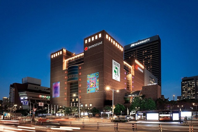 B&ecirc;n trong t&ograve;a nh&agrave; đắt đỏ bậc nhất Gangnam - nơi giới thượng lưu tận hưởng trải nghiệm ba ng&agrave;y kh&ocirc;ng chạm mặt phố tại JW Marriott Hotel Seoul - Ảnh 2.