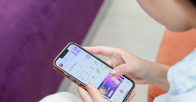 Từ 19/10, loạt điện thoại iPhone, Android sau sẽ không thể tải ứng dụng ngân hàng để rút/chuyển tiền - Ảnh 1.