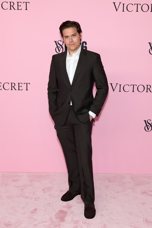 Thảm hồng Victoria's Secret 2026: Dàn thiên thần lộng lẫy trước giờ G - Ảnh 12.