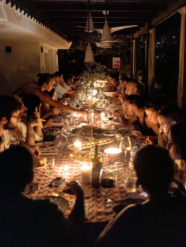 Trả tiền triệu để ăn tối với người lạ: Supper club l&agrave; g&igrave; m&agrave; từ London, Dubai đến TP.HCM đều &ldquo;ch&aacute;y v&eacute;&rdquo;?- Ảnh 11.