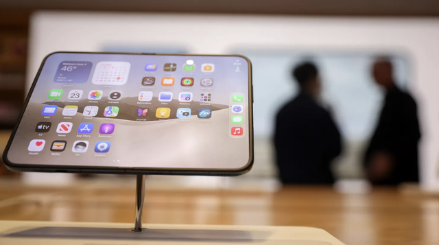Apple thừa nhận iPhone Duo lỗi m&agrave;n h&igrave;nh - Ảnh 1.