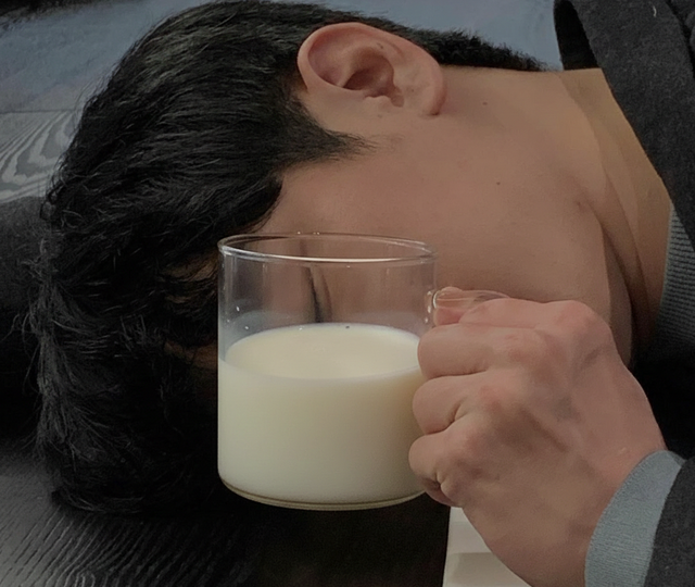 5 loại thực phẩm TỒI TỆ nhất cho da được bác sĩ phẫu thuật thẩm mỹ tiết lộ: Ăn ít thôi!- Ảnh 3.