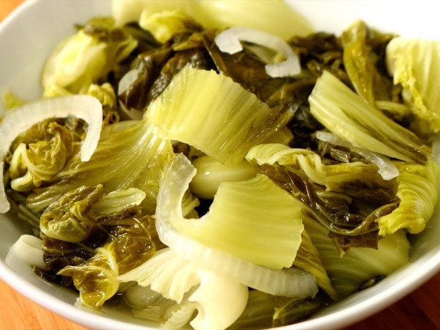 Ng&agrave;y c&agrave;ng nhiều nữ giới c&ograve;n trẻ đ&atilde; mắc ung thư tuyến gi&aacute;p, b&aacute;c sĩ n&oacute;i thẳng: 6 m&oacute;n n&agrave;y h&atilde;y ĂN &Iacute;T LẠI!- Ảnh 2.