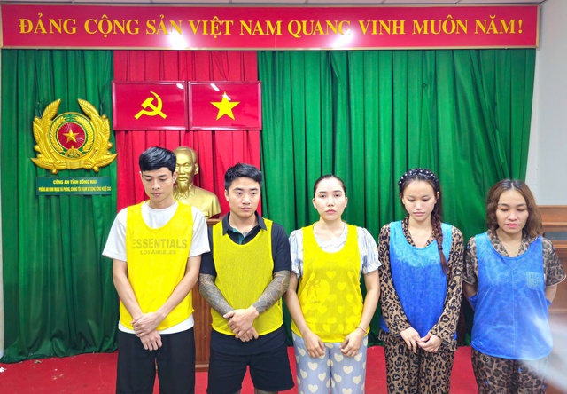 Điều tra d&ograve;ng tiền qua nhiều lớp t&agrave;i khoản ng&acirc;n h&agrave;ng, quy đổi sang USDT: Hơn 2.500 tỷ đồng bị chiếm đoạt, c&ocirc;ng an truy bắt 111 đối tượng- Ảnh 1.