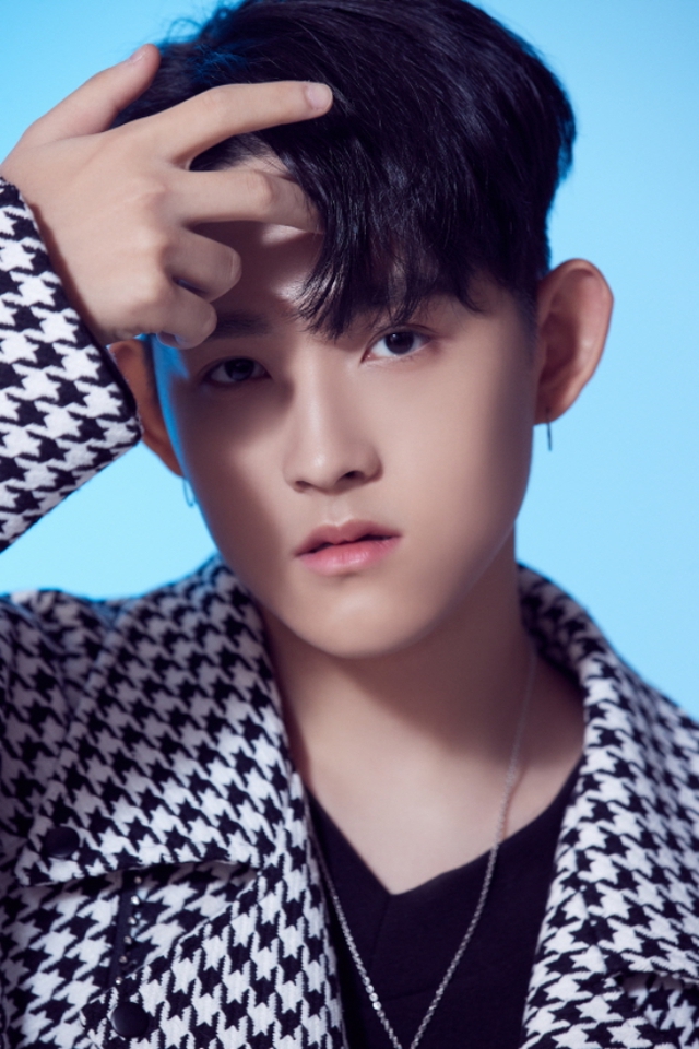 Hot nhất H&agrave;n Quốc: Con g&aacute;i cố minh tinh Choi Jin Sil kết h&ocirc;n với bạn trai đ&aacute;ng tuổi ch&uacute;, nụ h&ocirc;n của cặp đ&ocirc;i khiến MXH nổ tung- Ảnh 2.