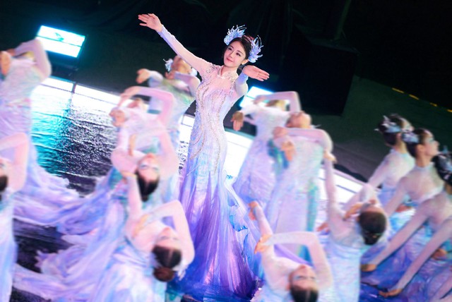 Địch Lệ Nhiệt Ba 