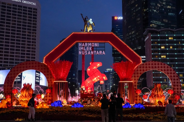 To&agrave;n cảnh ch&acirc;u &Aacute; rộn r&agrave;ng đ&oacute;n Tết B&iacute;nh Ngọ 2026: Ph&aacute;o hoa rợp trời tiễn biệt năm cũ, ch&agrave;o mừng một năm mới đầy hy vọng- Ảnh 24.