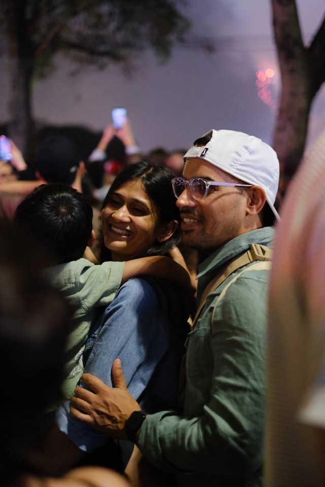 Ph&aacute;o hoa rực rỡ tr&ecirc;n bầu trời, ch&agrave;o đ&oacute;n năm mới 2026- Ảnh 32.