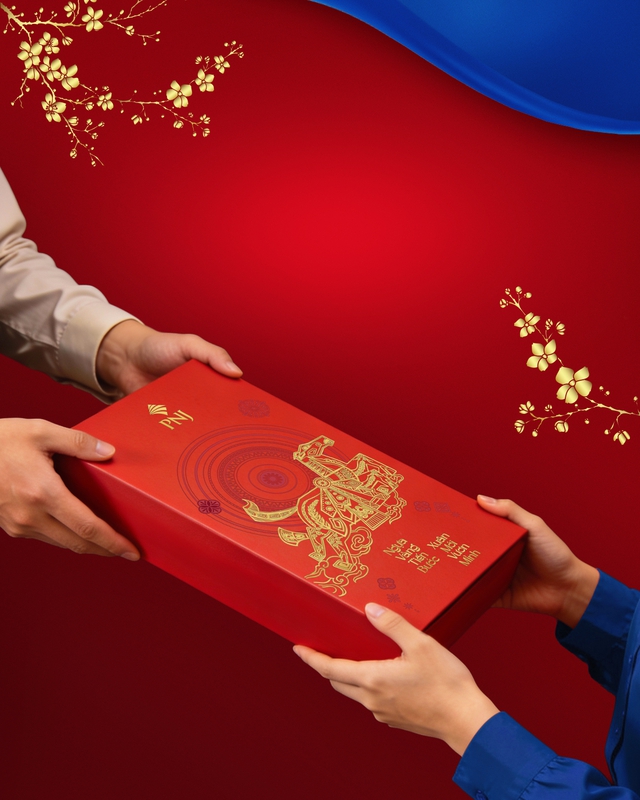 Ngựa v&agrave;ng tiến bước: Khi tinh thần &ldquo;Gi&oacute;ng&rdquo; hiện diện trong thiết kế Xu&acirc;n 2026 của PNJ- Ảnh 2.