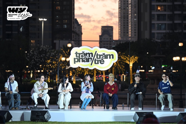 Nam rapper khiến d&acirc;n t&igrave;nh ph&aacute;t sốt v&igrave; visual s&aacute;ng bừng, chiếm trọn spotlight giữa d&agrave;n sao trẻ- Ảnh 1.