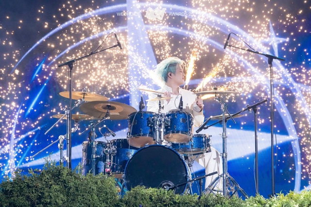 Chưa từng c&oacute; tiền lệ: RHYDER v&agrave; Quang H&ugrave;ng MasterD tạo n&ecirc;n si&ecirc;u phẩm collab được mong chờ nhất đ&ecirc;m Gala WeChoice Awards 2025- Ảnh 2.