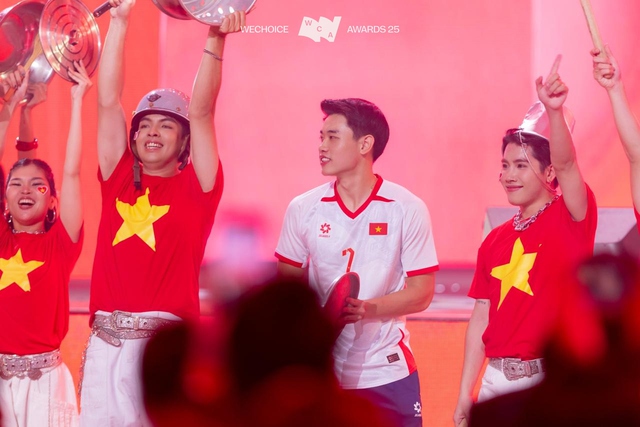 BigDaddy - Đức Ph&uacute;c - Ph&uacute;c Du cho cả thế giới biết thế n&agrave;o l&agrave; &ldquo;thắng đời&rdquo; tại WeChoice, Đ&igrave;nh Bắc v&agrave; BLV Tạ Bi&ecirc;n Cương g&acirc;y b&atilde;o- Ảnh 15.