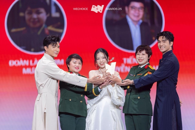 Mưa Đỏ chiến thắng rực rỡ tại WeChoice Awards 2025- Ảnh 3.