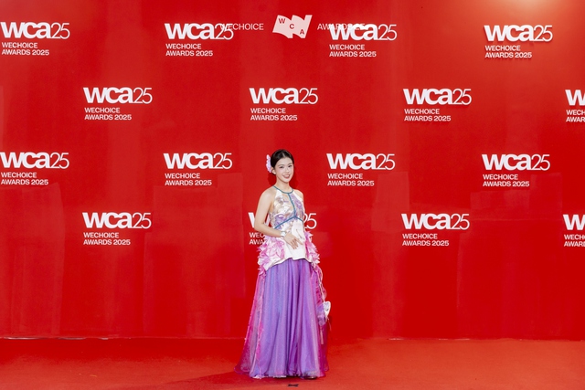 Loạt visual b&ugrave;ng nổ của d&agrave;n trai xinh, g&aacute;i đẹp tr&ecirc;n thảm đỏ WeChoice Awards 2025!- Ảnh 1.