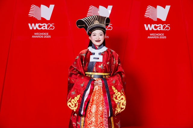 Loạt visual b&ugrave;ng nổ của d&agrave;n trai xinh, g&aacute;i đẹp tr&ecirc;n thảm đỏ WeChoice Awards 2025!- Ảnh 19.