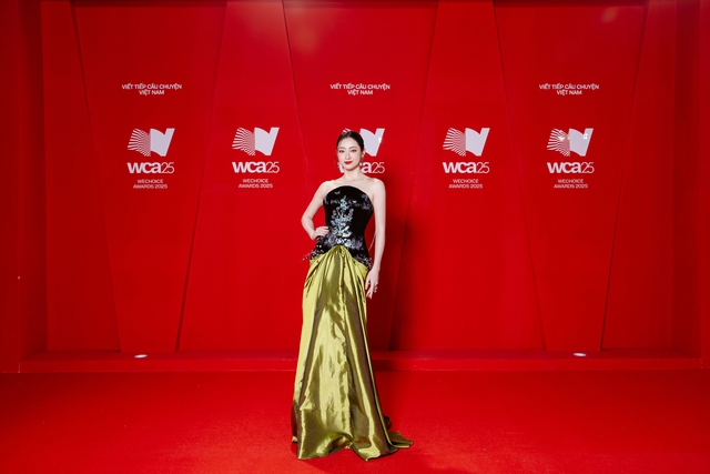 To&agrave;n cảnh si&ecirc;u thảm đỏ WeChoice Awards: Anh T&uacute; - Diệu Nhi t&igrave;nh tứ, Trường Giang, Ho&agrave; Minzy d&agrave;n sao cực khủng quy tụ!- Ảnh 48.