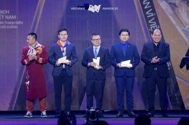 Gala WeChoice Awards 2025: C&acirc;u chuyện Việt Nam được viết tiếp đầy rực rỡ!- Ảnh 54.