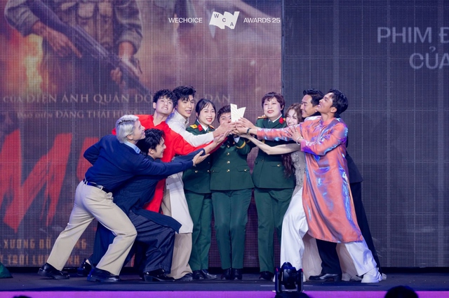 Gala WeChoice Awards 2025: C&acirc;u chuyện Việt Nam được viết tiếp đầy rực rỡ!- Ảnh 29.