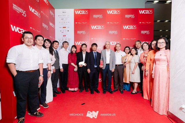 C&acirc;u chuyện "ngược đời" tại WeChoice Awards 2025: B&aacute;c sĩ được vinh danh từng nhờ mọi người "L&Agrave;M ƠN ĐỪNG VOTE!"!- Ảnh 7.