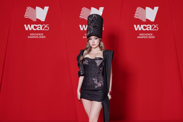 To&agrave;n cảnh si&ecirc;u thảm đỏ WeChoice Awards: Anh T&uacute; - Diệu Nhi t&igrave;nh tứ, Trường Giang, Ho&agrave; Minzy d&agrave;n sao cực khủng quy tụ!- Ảnh 24.