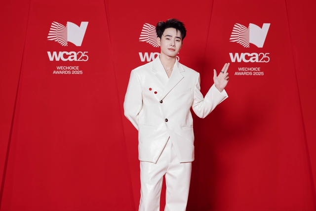 To&agrave;n cảnh si&ecirc;u thảm đỏ WeChoice Awards: Anh T&uacute; - Diệu Nhi t&igrave;nh tứ, Trường Giang, Ho&agrave; Minzy d&agrave;n sao cực khủng quy tụ!- Ảnh 40.