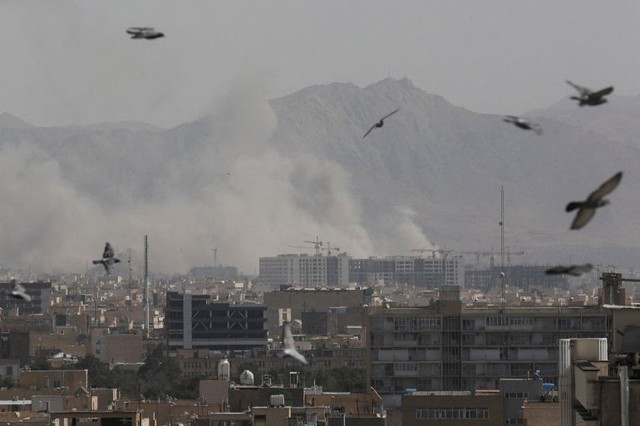 To&agrave;n cảnh 24 giờ nghẹt thở giữa l&ograve;ng chiến sự Trung Đ&ocirc;ng- Ảnh 3.