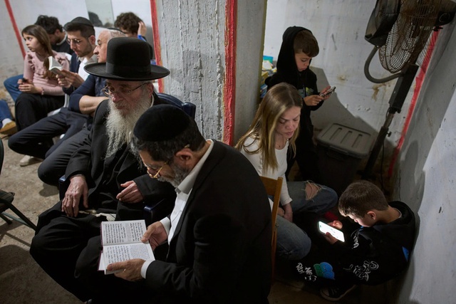 Iran, Israel v&agrave; Lebanon tan hoang, người d&acirc;n mất chỗ tr&uacute; ẩn sau 14 ng&agrave;y xung đột- Ảnh 4.