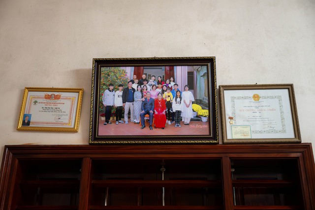 CLIP: Về Bắc Ninh thăm nhà Phương Anh (Chu Pal) trong câu chuyện “bố lái xe tải, cô gái 22 tuổi trúng tuyển Thạc sĩ Harvard”- Ảnh 5. CLIP: Về Bắc Ninh thăm nhà Phương Anh (Chu Pal) trong câu chuyện “bố lái xe tải, cô gái 22 tuổi trúng tuyển Thạc sĩ Harvard”- Ảnh 5.