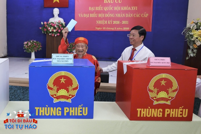 To&agrave;n cảnh kh&ocirc;ng kh&iacute; rộn r&agrave;ng trong ng&agrave;y hội bầu cử 15/3- Ảnh 40.