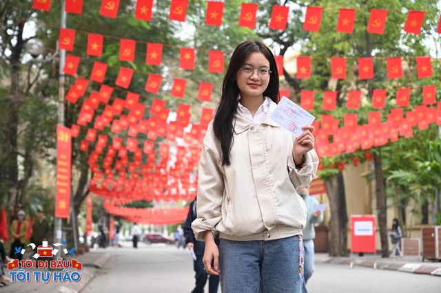 To&agrave;n cảnh kh&ocirc;ng kh&iacute; rộn r&agrave;ng trong ng&agrave;y hội bầu cử 15/3- Ảnh 38.