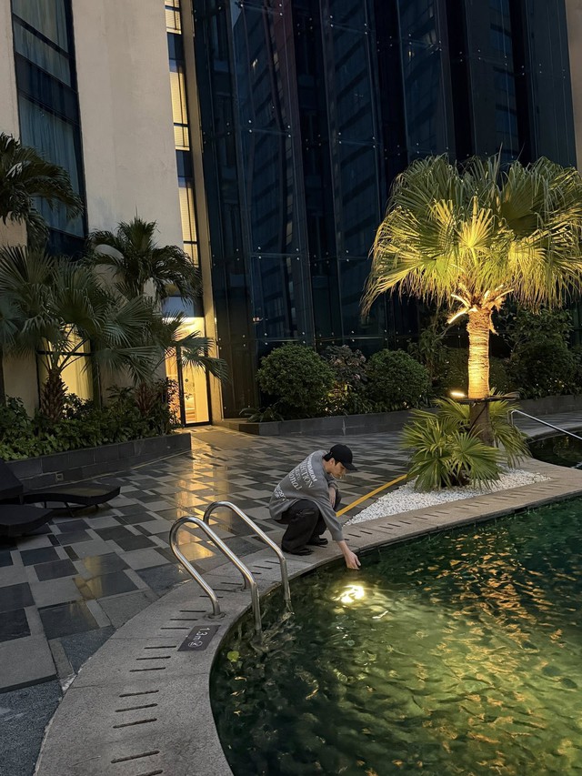 1 Anh Trai hớt hải bỏ chạy khỏi concert, khoảnh khắc nằm trong ph&ograve;ng kh&aacute;m khiến ai cũng hoang mang- Ảnh 5.