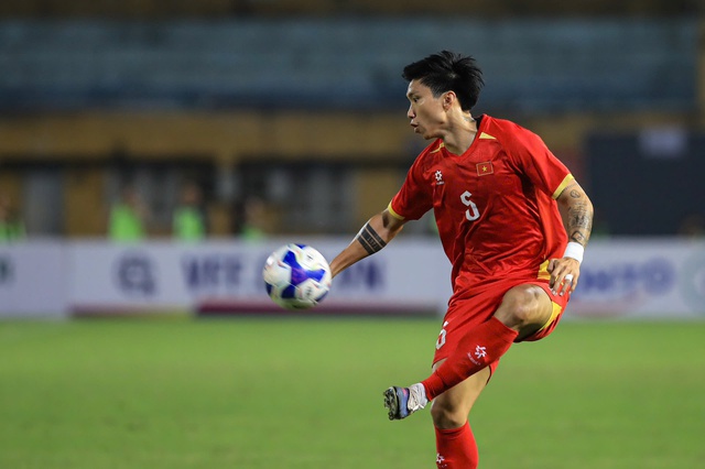 Đội tuyển Việt Nam c&oacute; "Son" lại c&ograve;n "H&ecirc;n", thắng dễ 3-0 Bangladesh dịp FIFA Days- Ảnh 1.