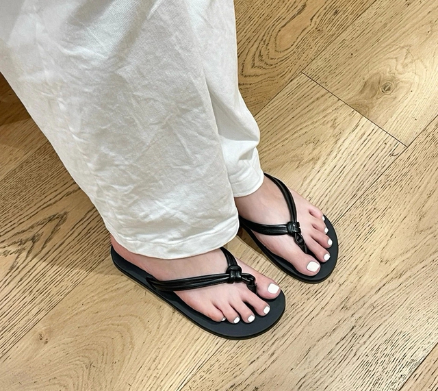 Xo&agrave;i Non "win chặt" vũ trụ da n&acirc;u: L&ecirc;n đồ đơn giản m&agrave; slay v&ocirc; đối!- Ảnh 9.