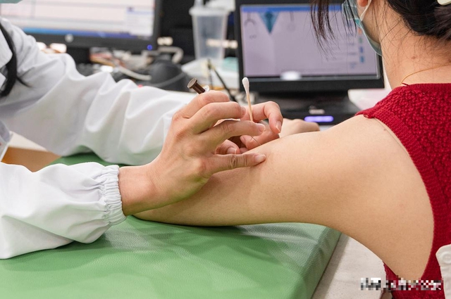 Vợ cũ lẫn vợ hiện tại đều mắc ung thư cổ tử cung, bác sĩ: Người chồng là thủ phạm!- Ảnh 3. Vợ cũ lẫn vợ hiện tại đều mắc ung thư cổ tử cung, bác sĩ: Người chồng là thủ phạm!- Ảnh 3.