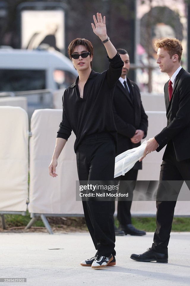 Mọi drama tan biến v&igrave; Jennie Kim ở show Chanel sang chảnh chấn động cỡ n&agrave;y!- Ảnh 10.