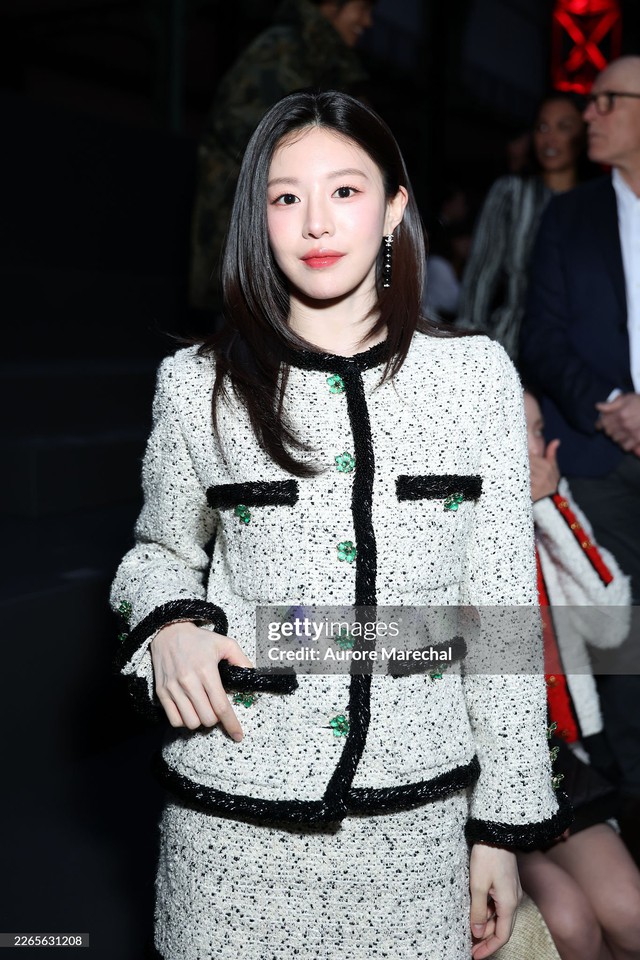 Mọi drama tan biến v&igrave; Jennie Kim ở show Chanel sang chảnh chấn động cỡ n&agrave;y!- Ảnh 7.