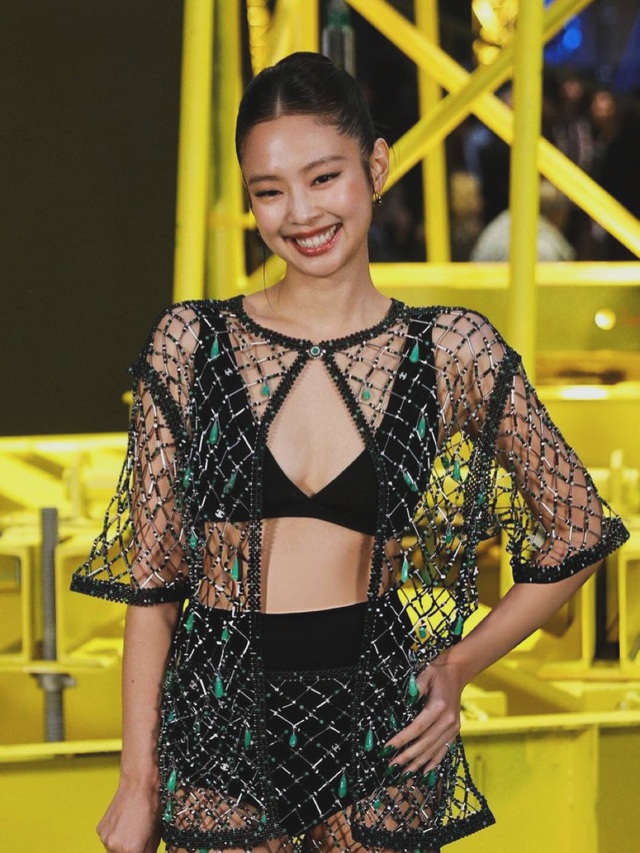 Mọi drama tan biến v&igrave; Jennie Kim ở show Chanel sang chảnh chấn động cỡ n&agrave;y!- Ảnh 4.