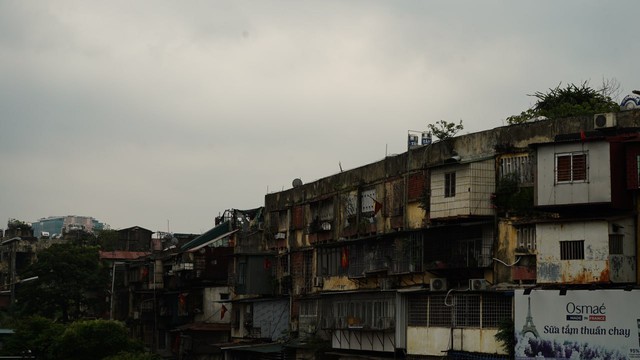 Cảnh tượng hiếm thấy ở H&agrave; Nội l&uacute;c 9h s&aacute;ng - Ảnh 11.